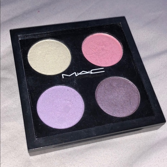 MAC Eyeshadow 👁 - Picture 1 of 3